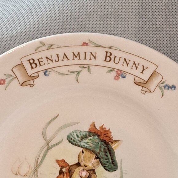 Royal Albert Benjamin Bunny Beatrix Potter 1986 Side Plate 6.5" England - Picture 10 of 11